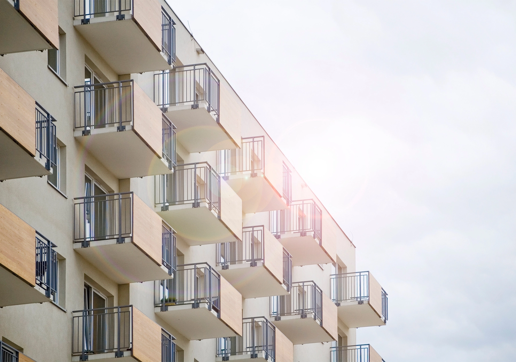 Modern architecture built with houzzhunt